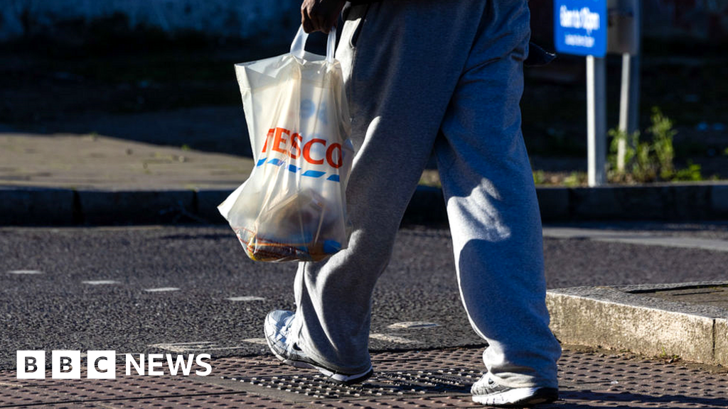 Tesco and M&S report strong Christmas sales